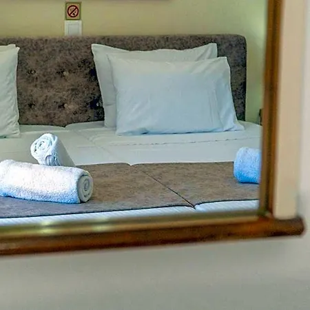 Angela & Apart Otel 2*