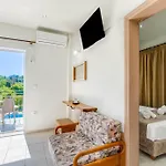 Angela Hotel&apartments Aparthotel 2*